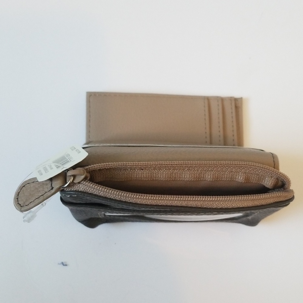 wallet - Picture 4 of 4